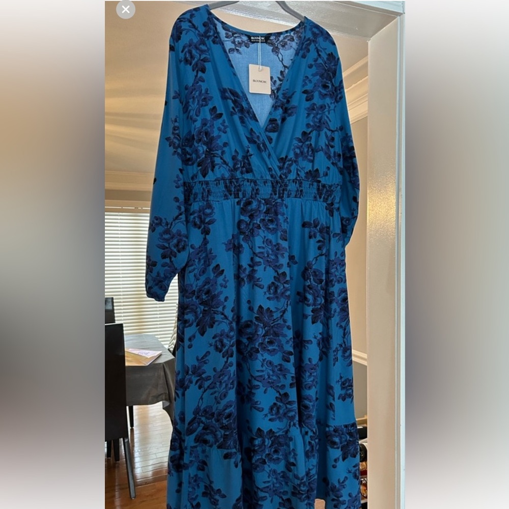 💕Beautiful blue floral maxi dress size 18 - Picture 4 of 4